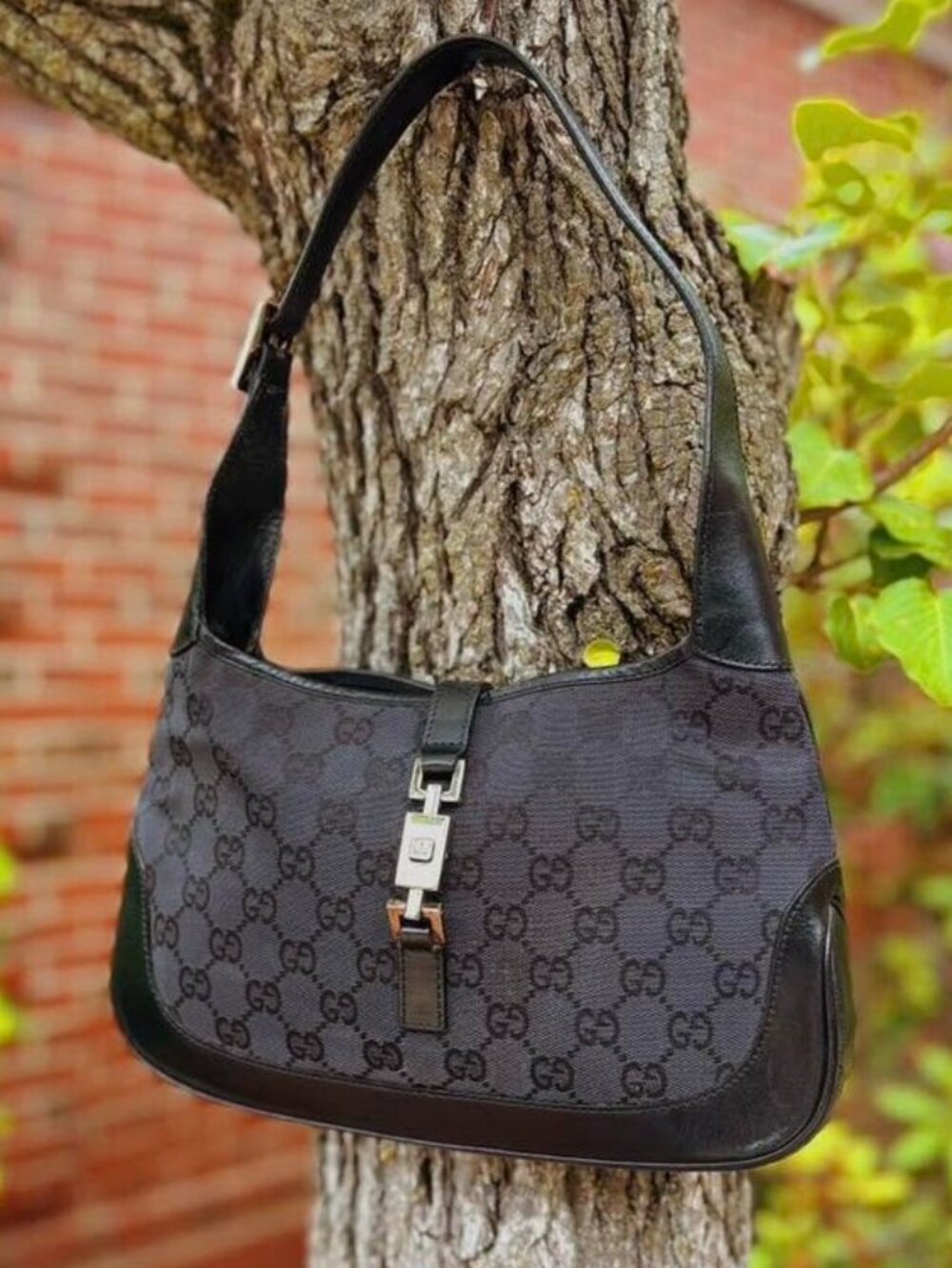 Gucci  GG Canvas Jackie